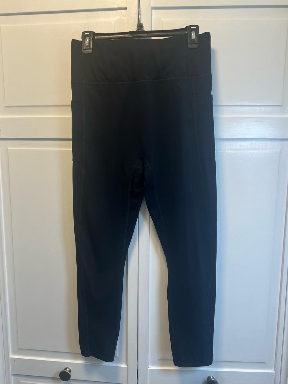 Fourlaps High-Waist Black Active Leggings Size Women’s Medium